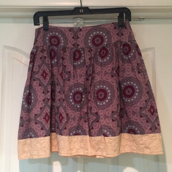 Mimi Chica Dresses & Skirts - MIMI CHICA skirt pockets purple design w/cream SM